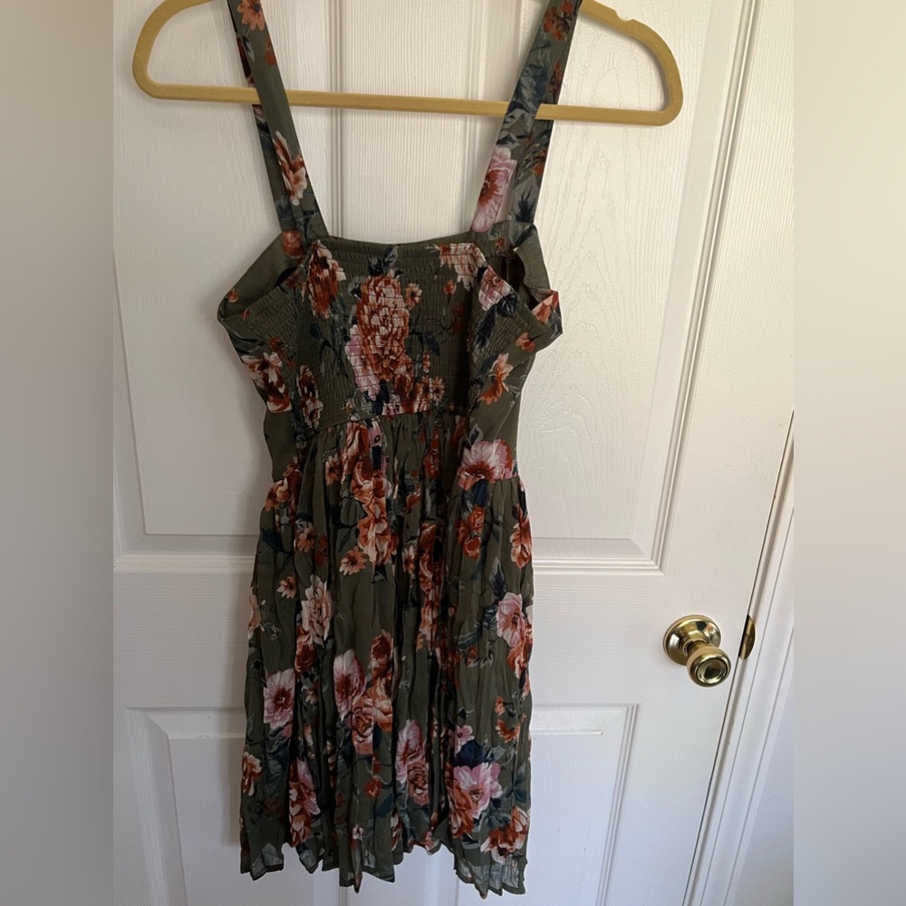 Target dress cute nwt - Picture 2 of 3